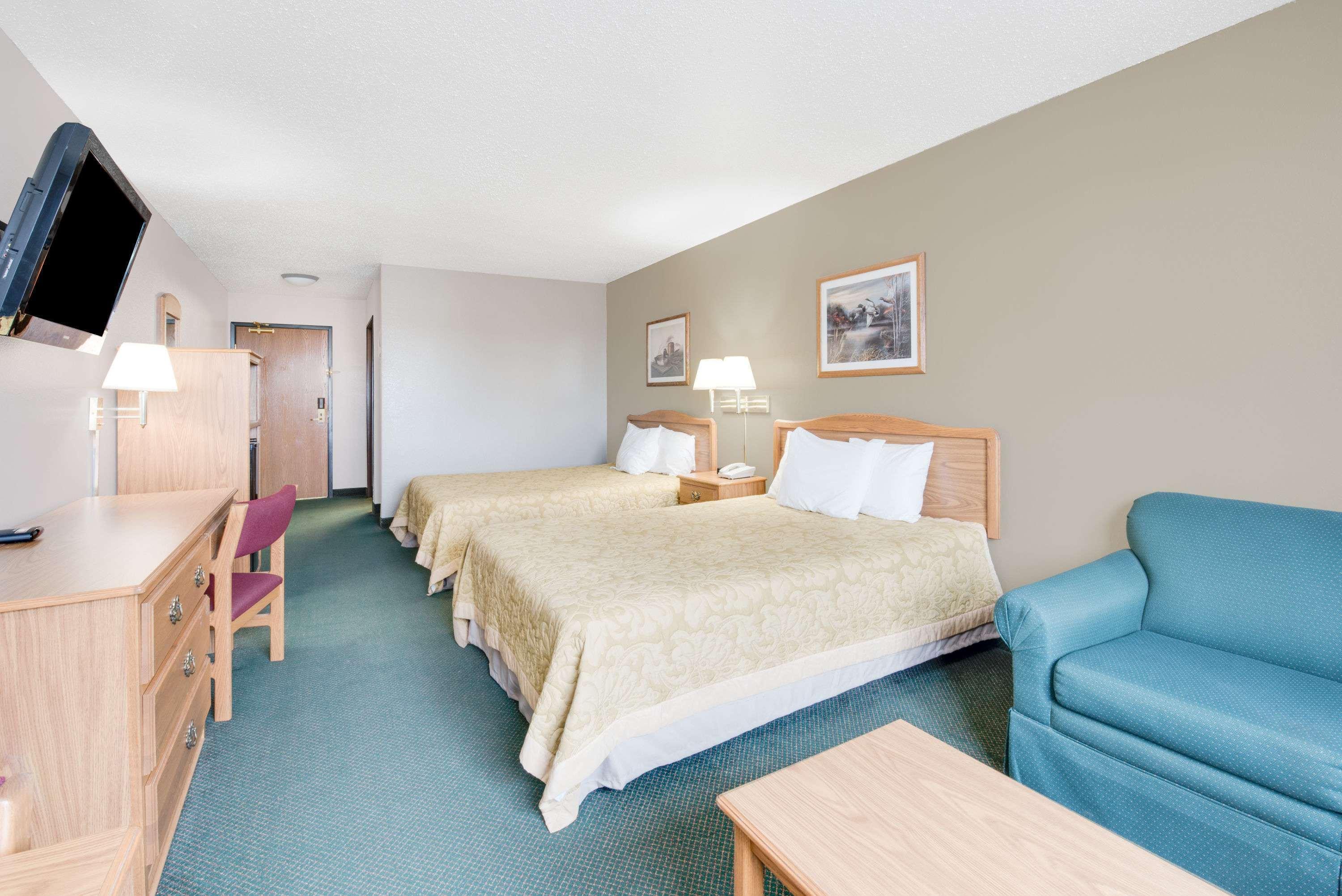 Super 8 By Wyndham Sisseton Motel Luaran gambar