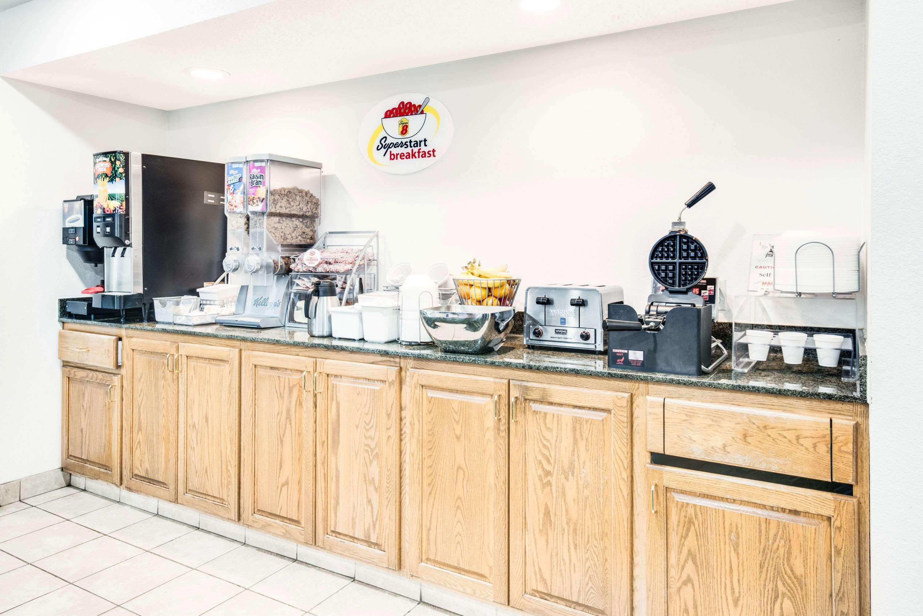 Super 8 By Wyndham Sisseton Motel Luaran gambar